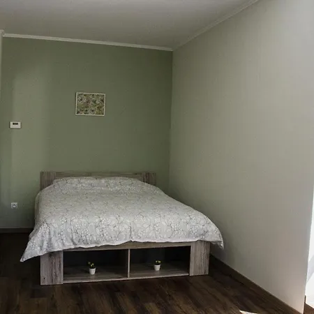Pirken Hammer Apartment Brezova (Karlovy Vary)