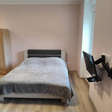Apartment Pirken Hammer Brezova (Karlovy Vary)